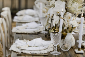 Tischdeko Hochzeit Weiß